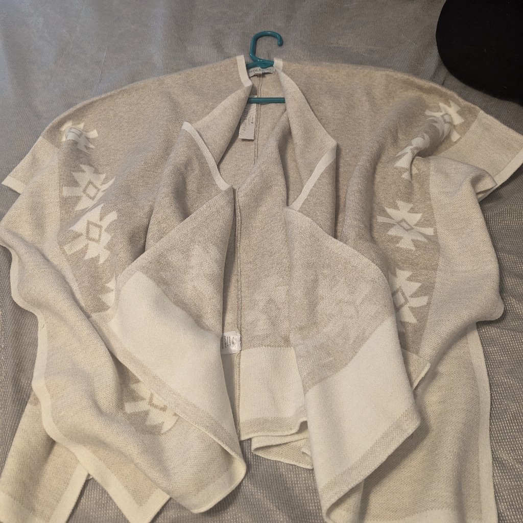Tan Western Shawl
